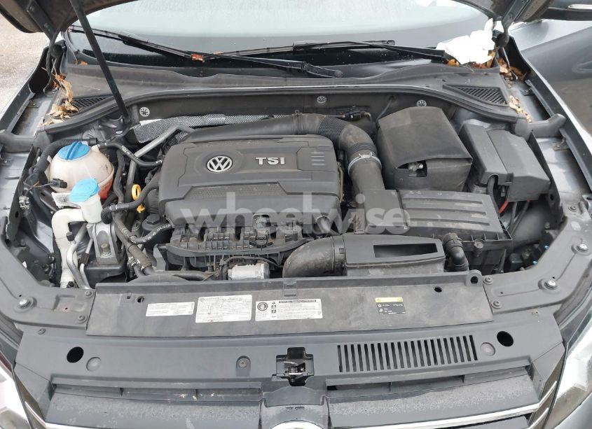 Photo 10 of 2015 Volkswagen Passat 1.8T LIMITED EDITION (VIN 1VWAT7A34FC089282)