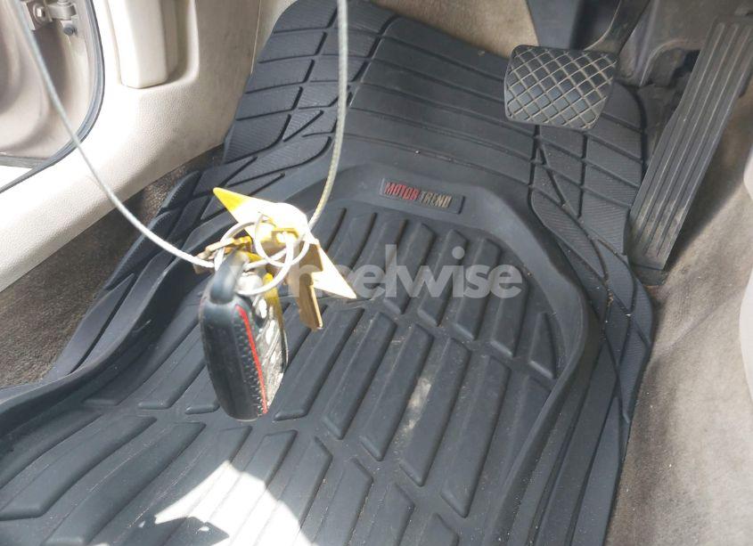 Photo 11 of 2015 Volkswagen Passat 1.8T LIMITED EDITION (VIN 1VWAT7A34FC095891)