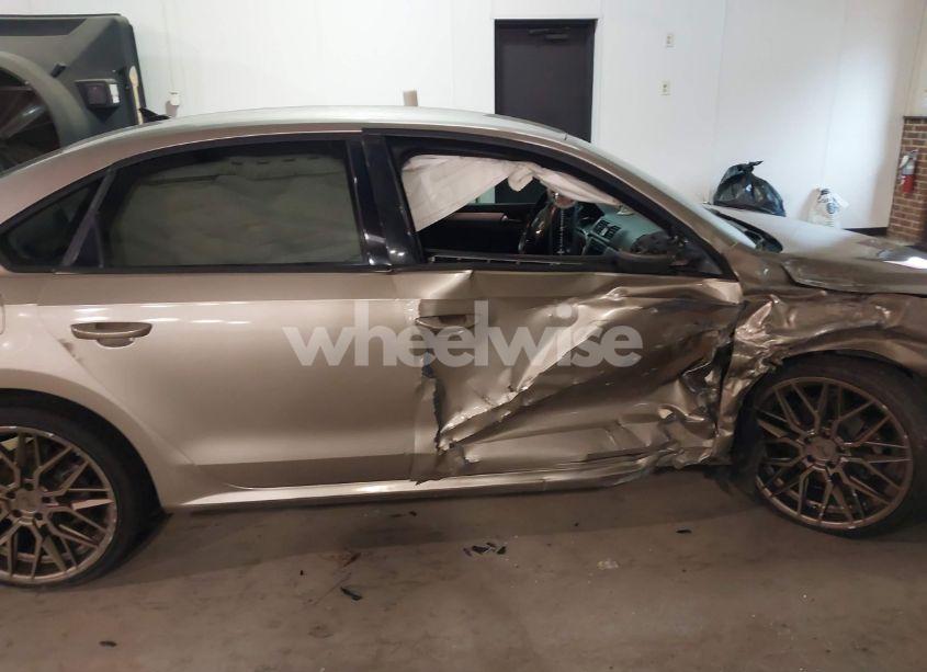 Photo 13 of 2015 Volkswagen Passat 1.8T WOLFSBURG EDITION (VIN 1VWAT7A34FC096247)