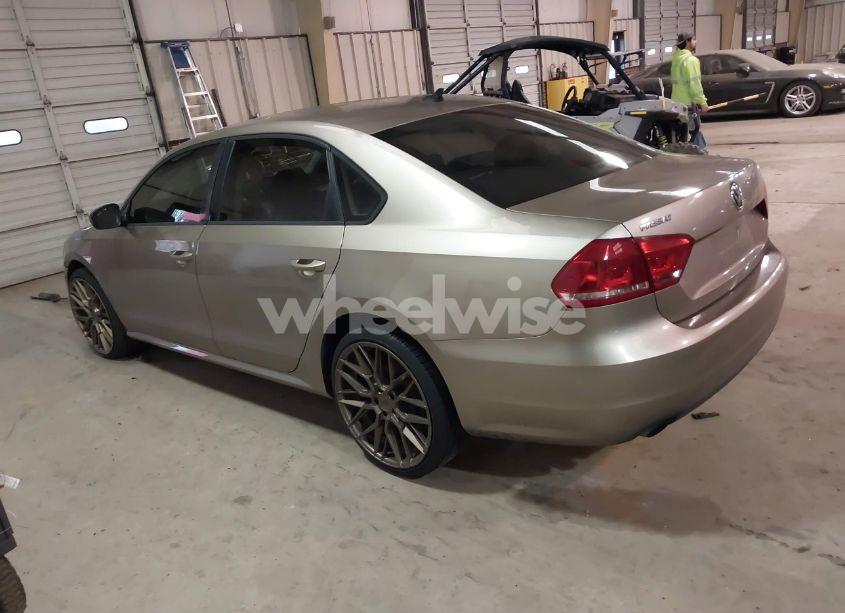 Photo 3 of 2015 Volkswagen Passat 1.8T WOLFSBURG EDITION (VIN 1VWAT7A34FC096247)