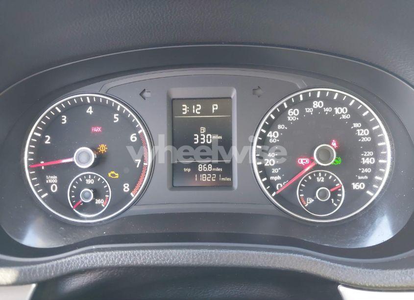 Photo 7 of 2015 Volkswagen Passat 1.8T LIMITED EDITION (VIN 1VWAT7A34FC117596)