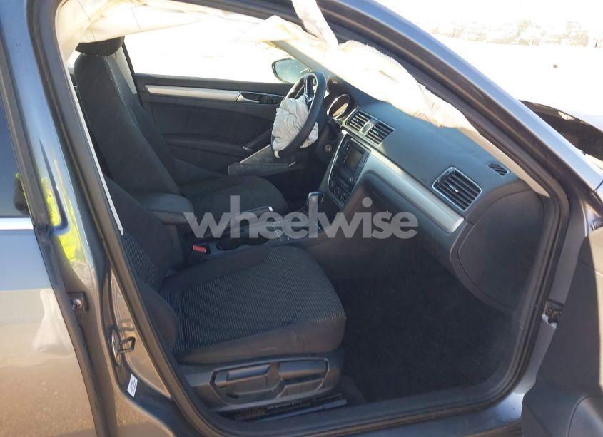 Photo 5 of 2016 Volkswagen Passat 1.8T S (VIN 1VWAT7A34GC057899)