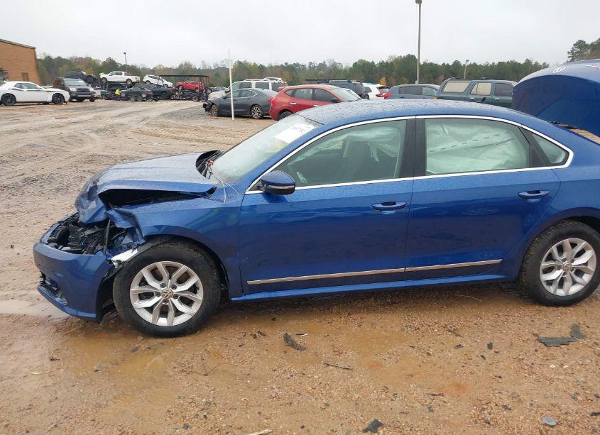 Photo 15 of 2017 Volkswagen Passat 1.8T S (VIN 1VWAT7A34HC013791)