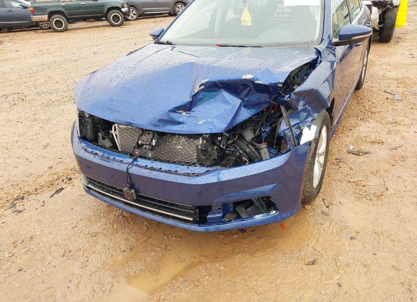 Photo 6 of 2017 Volkswagen Passat 1.8T S (VIN 1VWAT7A34HC013791)