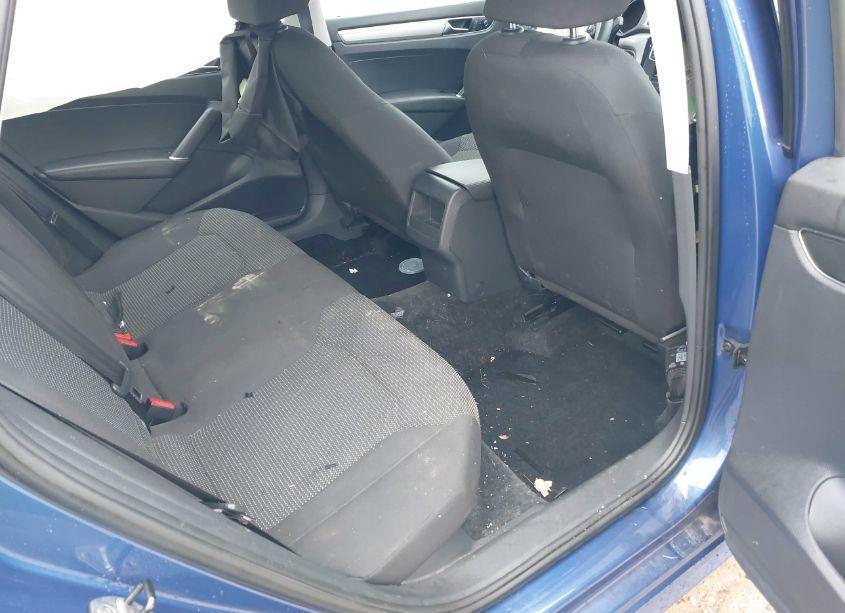 Photo 8 of 2017 Volkswagen Passat 1.8T S (VIN 1VWAT7A34HC013791)