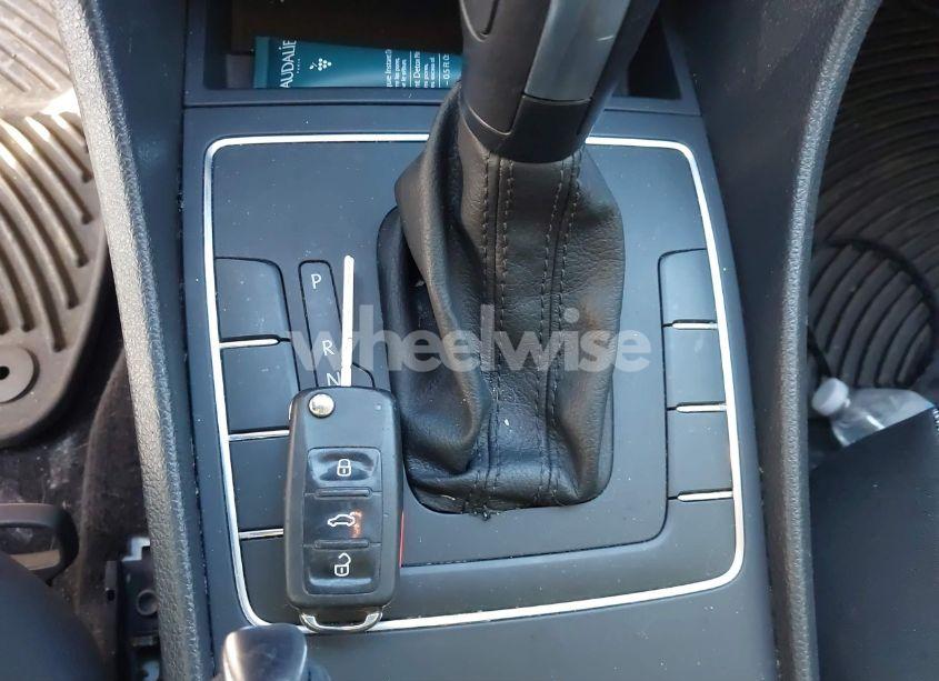 Photo 11 of 2017 Volkswagen Passat 1.8T S (VIN 1VWAT7A34HC033278)