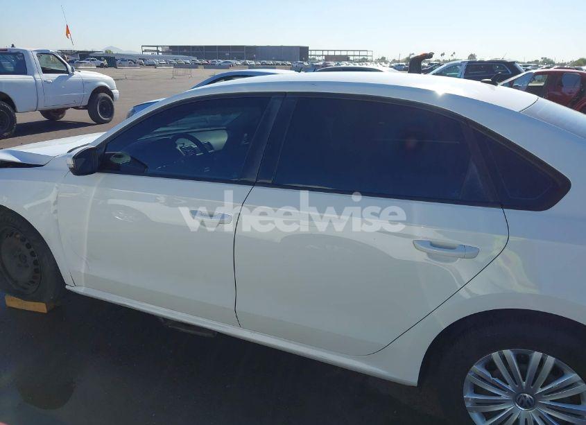 Photo 15 of 2014 Volkswagen Passat 1.8T S (VIN 1VWAT7A35EC023841)