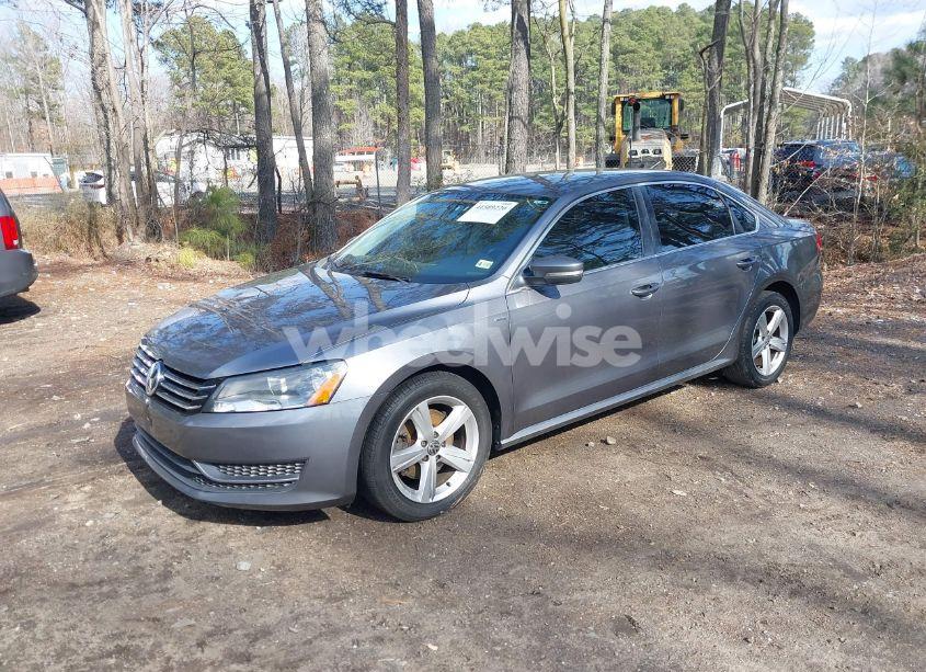 Photo 2 of 2014 Volkswagen Passat 1.8T WOLFSBURG EDITION (VIN 1VWAT7A35EC026562)