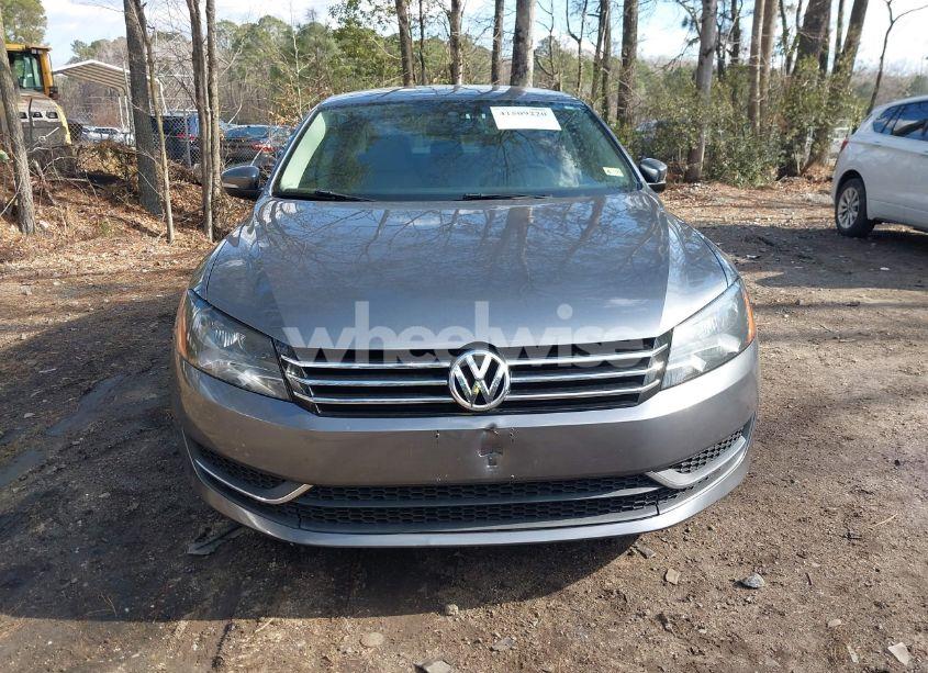 Photo 6 of 2014 Volkswagen Passat 1.8T WOLFSBURG EDITION (VIN 1VWAT7A35EC026562)