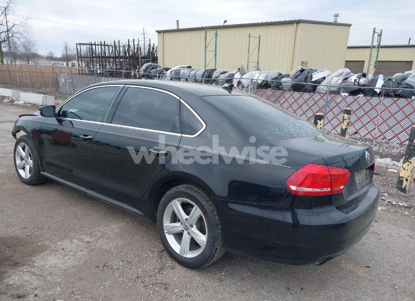 Photo 3 of 2014 Volkswagen Passat 1.8T S/1.8T WOLFSBURG EDITION (VIN 1VWAT7A35EC044088)