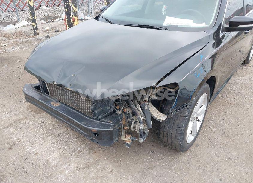 Photo 6 of 2014 Volkswagen Passat 1.8T S/1.8T WOLFSBURG EDITION (VIN 1VWAT7A35EC044088)