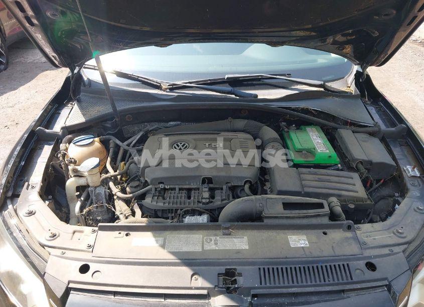 Photo 10 of 2014 Volkswagen Passat 1.8T S (VIN 1VWAT7A35EC056127)