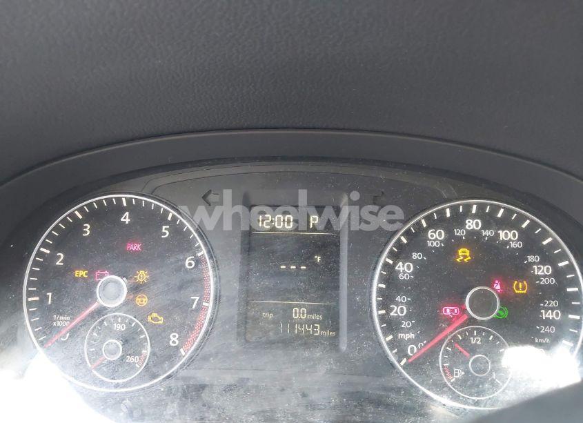 Photo 7 of 2014 Volkswagen Passat 1.8T S (VIN 1VWAT7A35EC056127)