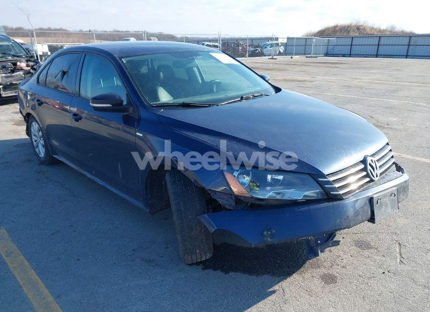 2014 Volkswagen Passat 1.8T WOLFSBURG EDITION (VIN 1VWAT7A35EC080363) main photo
