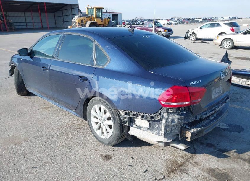 Photo 3 of 2014 Volkswagen Passat 1.8T WOLFSBURG EDITION (VIN 1VWAT7A35EC080363)