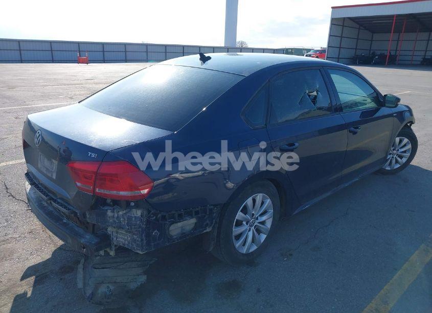 Photo 4 of 2014 Volkswagen Passat 1.8T WOLFSBURG EDITION (VIN 1VWAT7A35EC080363)