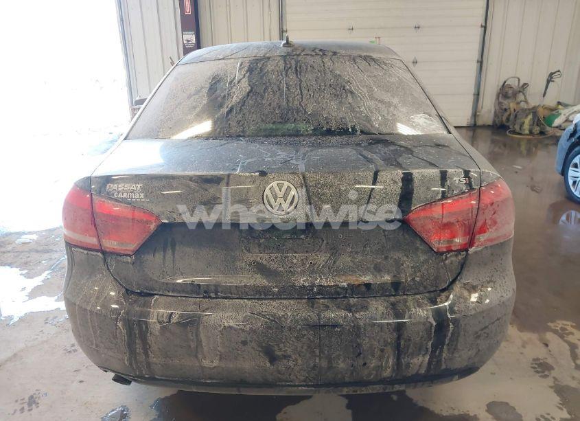 Photo 16 of 2014 Volkswagen Passat 1.8T WOLFSBURG EDITION (VIN 1VWAT7A35EC095722)