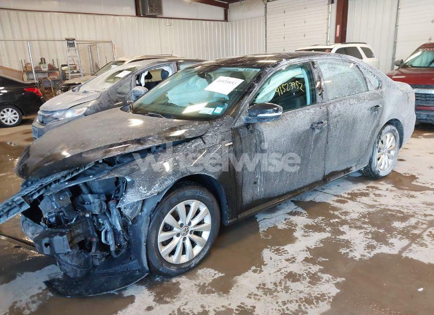 Photo 2 of 2014 Volkswagen Passat 1.8T WOLFSBURG EDITION (VIN 1VWAT7A35EC095722)