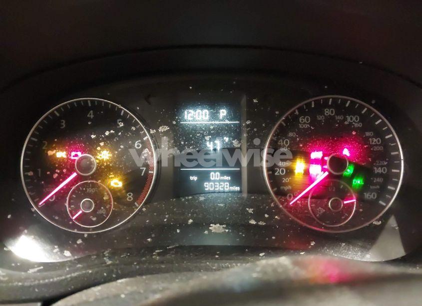 Photo 7 of 2014 Volkswagen Passat 1.8T WOLFSBURG EDITION (VIN 1VWAT7A35EC095722)