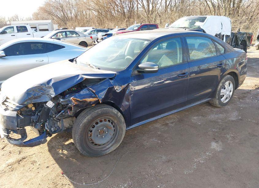 Photo 2 of 2014 Volkswagen Passat 1.8T S (VIN 1VWAT7A35EC114799)