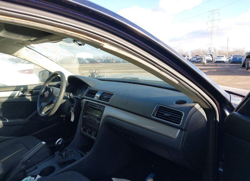 Photo 5 of 2014 Volkswagen Passat 1.8T S (VIN 1VWAT7A35EC114799)