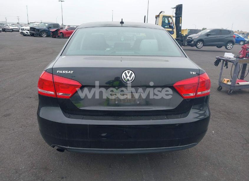 Photo 15 of 2015 Volkswagen Passat 1.8T S (VIN 1VWAT7A35FC077089)