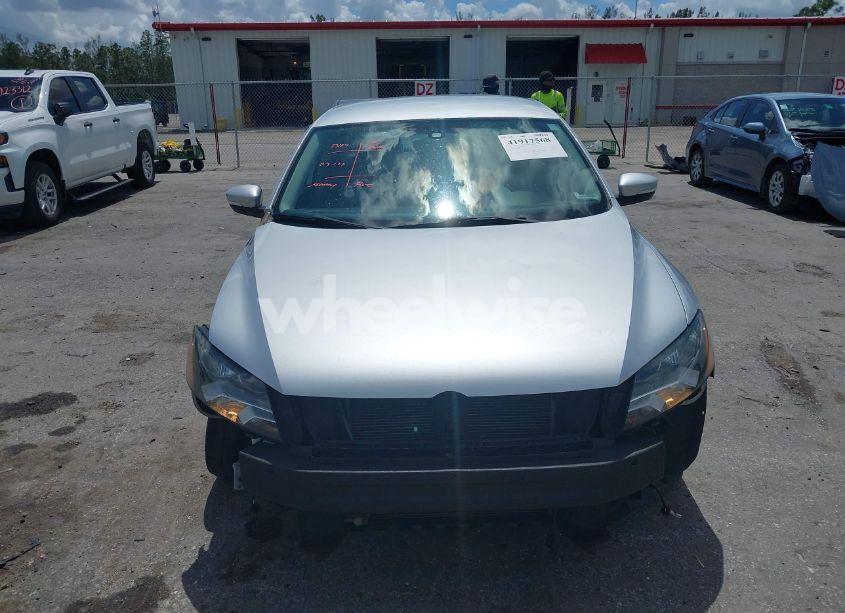 Photo 6 of 2015 Volkswagen Passat 1.8T LIMITED EDITION (VIN 1VWAT7A35FC109653)