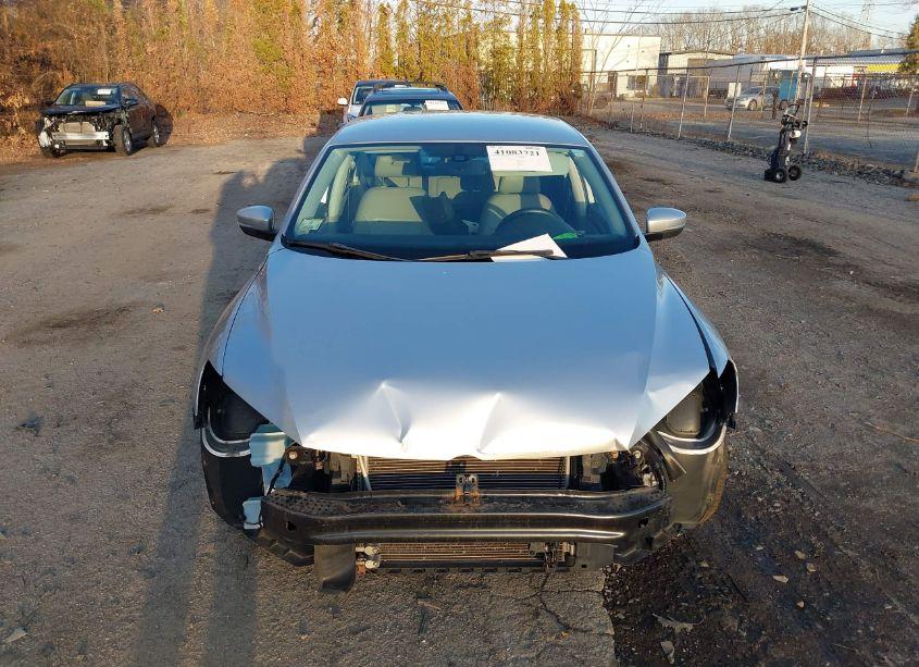 Photo 13 of 2015 Volkswagen Passat 1.8T LIMITED EDITION (VIN 1VWAT7A35FC120409)