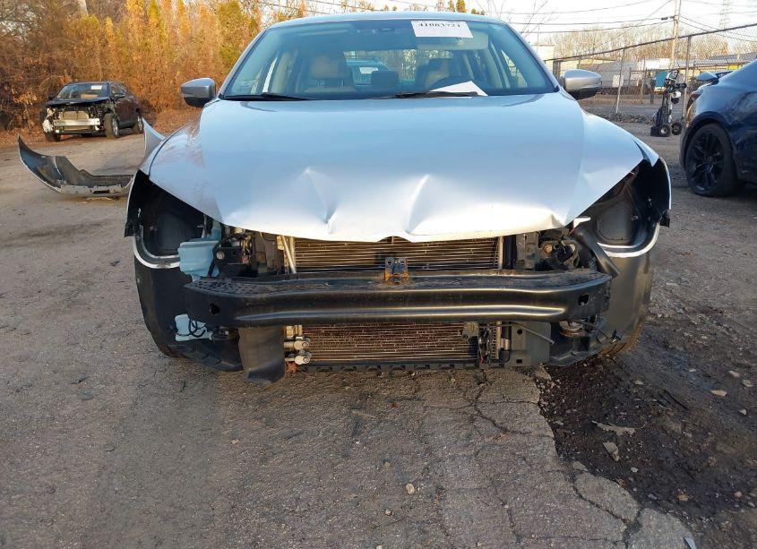 Photo 6 of 2015 Volkswagen Passat 1.8T LIMITED EDITION (VIN 1VWAT7A35FC120409)