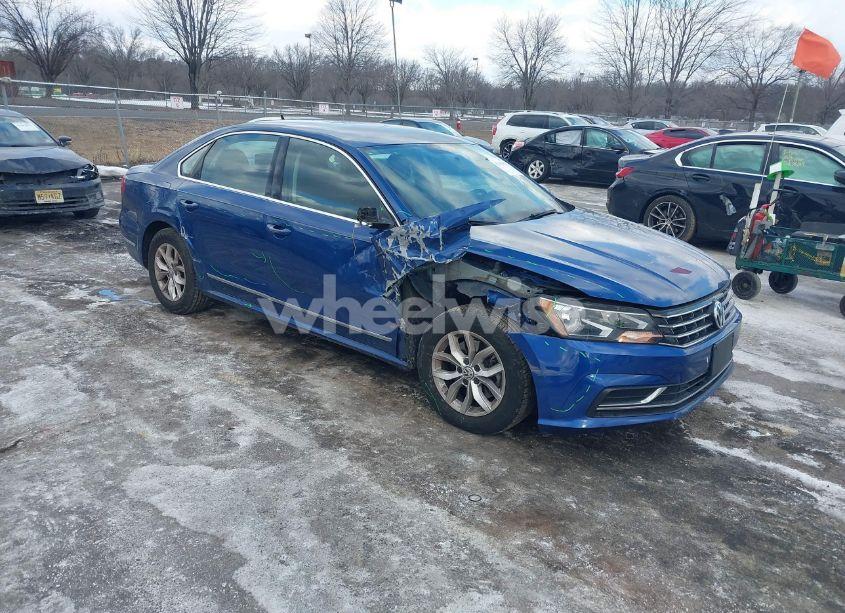 2016 Volkswagen Passat 1.8T S (VIN 1VWAT7A35GC024149) main photo