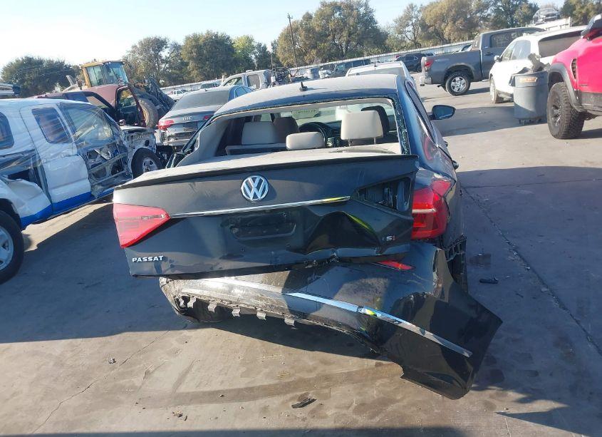 Photo 16 of 2016 Volkswagen Passat 1.8T R-LINE (VIN 1VWAT7A35GC062304)