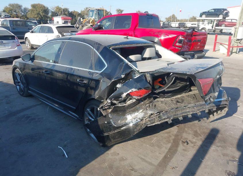 Photo 3 of 2016 Volkswagen Passat 1.8T R-LINE (VIN 1VWAT7A35GC062304)