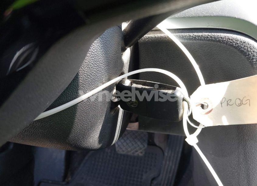 Photo 11 of 2017 Volkswagen Passat 1.8T S (VIN 1VWAT7A35HC060649)