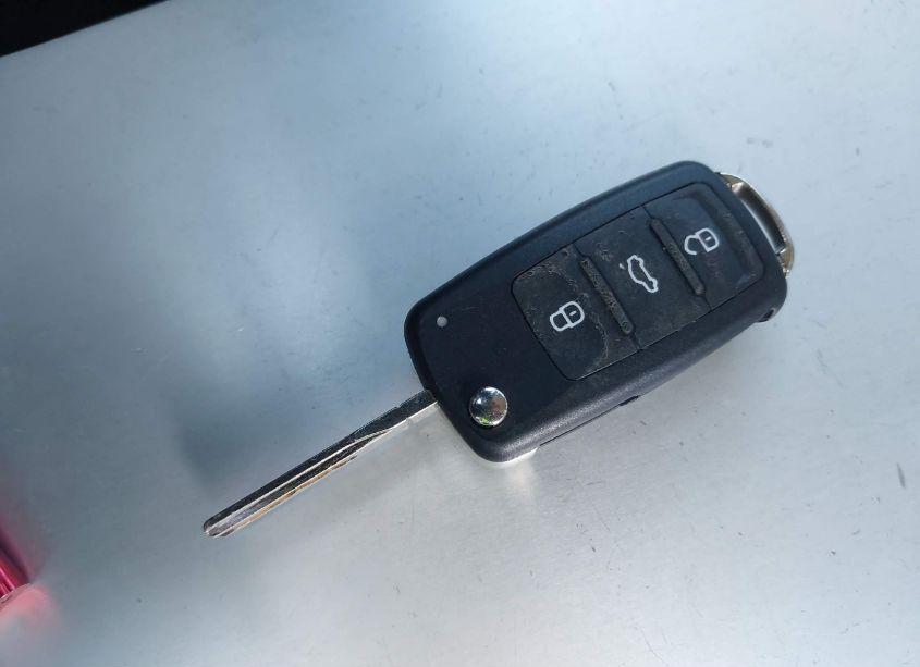 Photo 11 of 2017 Volkswagen Passat 1.8T S (VIN 1VWAT7A35HC067648)