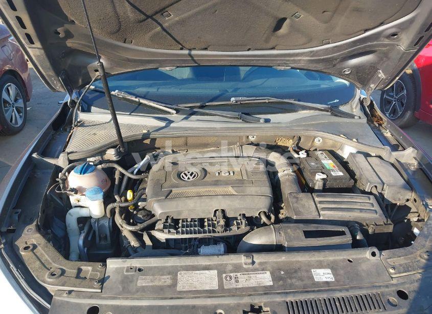 Photo 10 of 2014 Volkswagen Passat 1.8T S (VIN 1VWAT7A36EC052846)