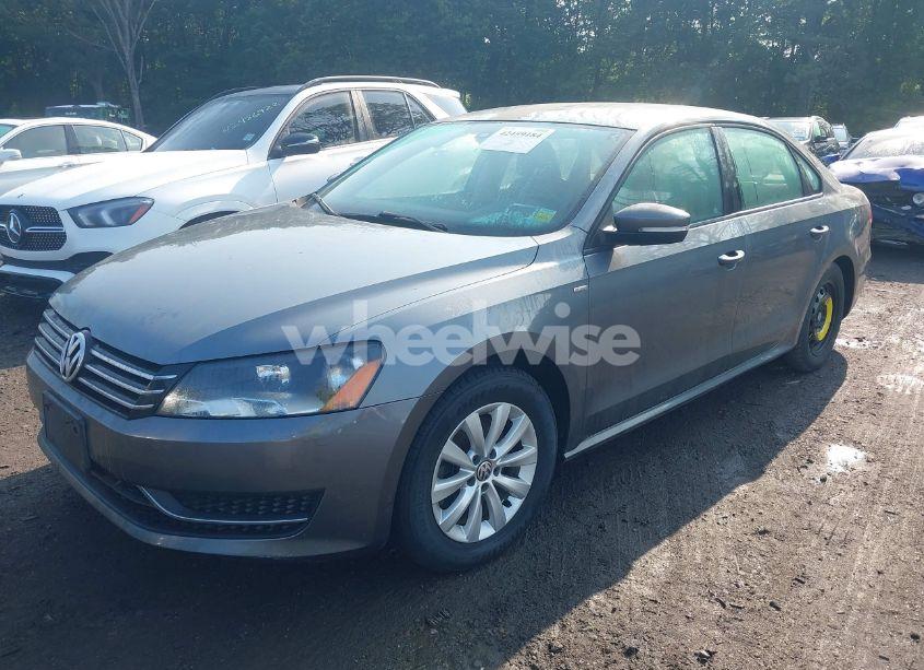 Photo 2 of 2014 Volkswagen Passat 1.8T WOLFSBURG EDITION (VIN 1VWAT7A36EC070330)