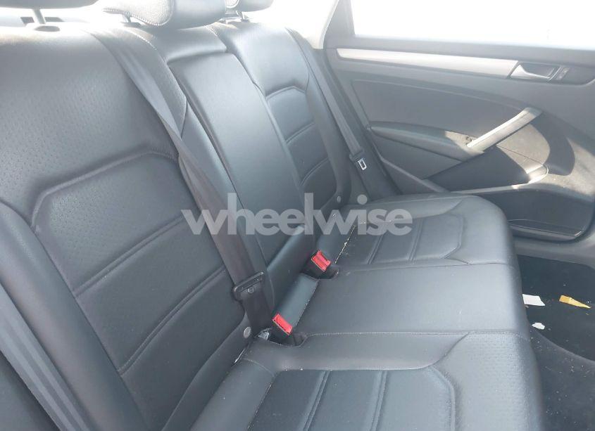 Photo 8 of 2014 Volkswagen Passat 1.8T WOLFSBURG EDITION (VIN 1VWAT7A36EC070330)