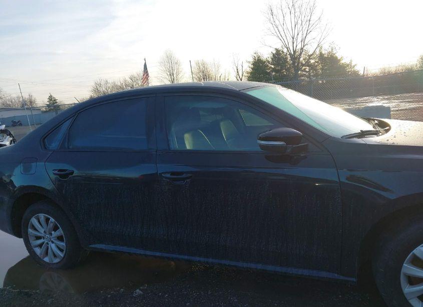 Photo 14 of 2014 Volkswagen Passat 1.8T WOLFSBURG EDITION (VIN 1VWAT7A36EC078217)