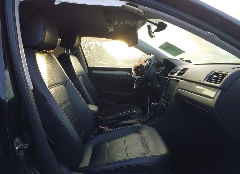 Photo 5 of 2014 Volkswagen Passat 1.8T WOLFSBURG EDITION (VIN 1VWAT7A36EC078217)