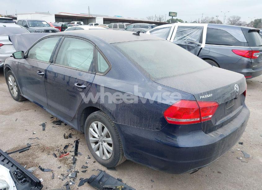 Photo 3 of 2014 Volkswagen Passat 1.8T WOLFSBURG EDITION (VIN 1VWAT7A36EC094322)