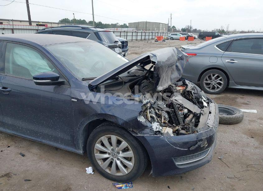 Photo 6 of 2014 Volkswagen Passat 1.8T WOLFSBURG EDITION (VIN 1VWAT7A36EC094322)