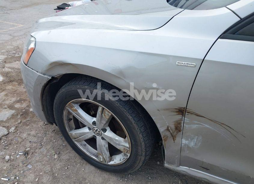 Photo 6 of 2014 Volkswagen Passat 1.8T WOLFSBURG EDITION (VIN 1VWAT7A36EC100510)