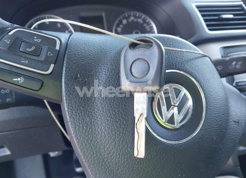 Photo 11 of 2014 Volkswagen Passat 1.8T S (VIN 1VWAT7A36EC103388)