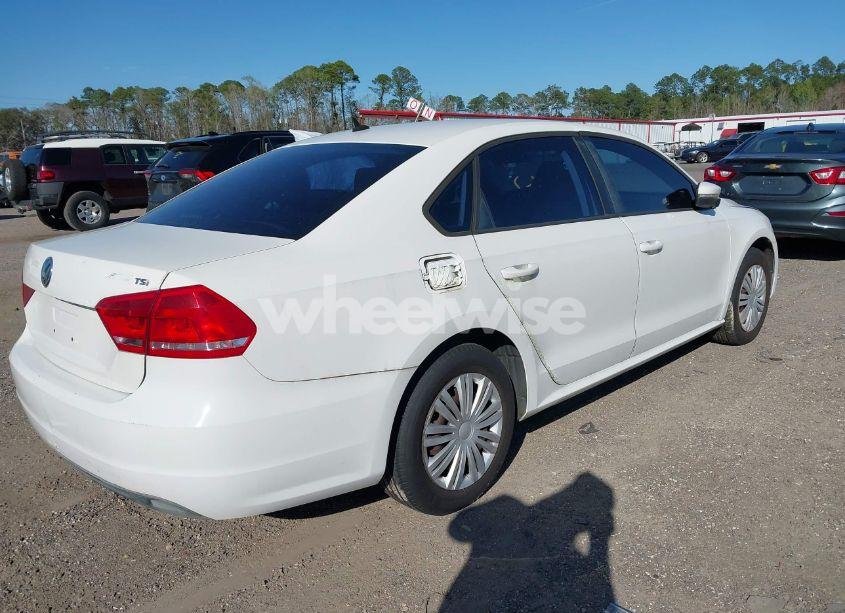 Photo 4 of 2014 Volkswagen Passat 1.8T S (VIN 1VWAT7A36EC103388)