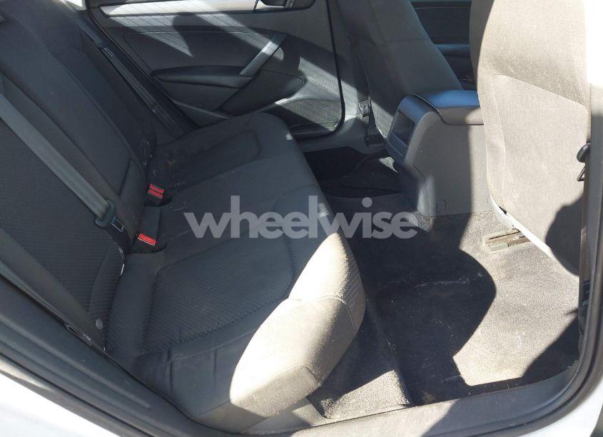 Photo 8 of 2014 Volkswagen Passat 1.8T S (VIN 1VWAT7A36EC103388)