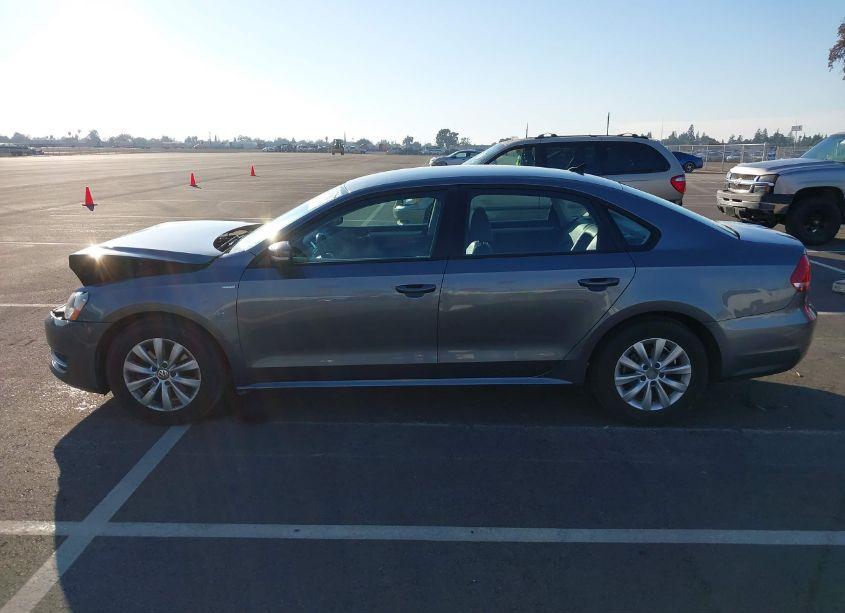 Photo 14 of 2015 Volkswagen Passat 1.8T WOLFSBURG EDITION (VIN 1VWAT7A36FC012235)