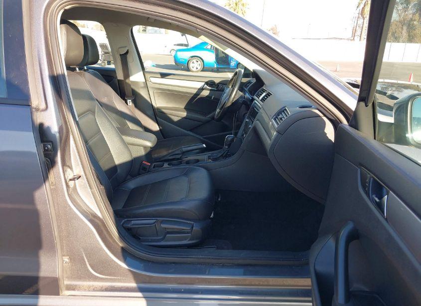 Photo 5 of 2015 Volkswagen Passat 1.8T WOLFSBURG EDITION (VIN 1VWAT7A36FC012235)