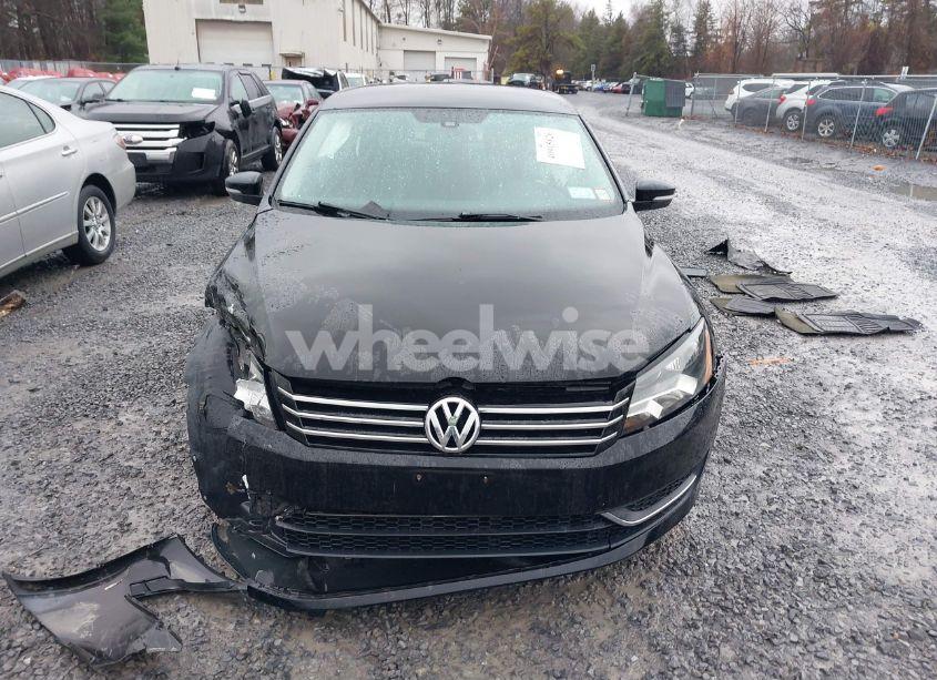 Photo 11 of 2015 Volkswagen Passat 1.8T WOLFSBURG EDITION (VIN 1VWAT7A36FC038382)