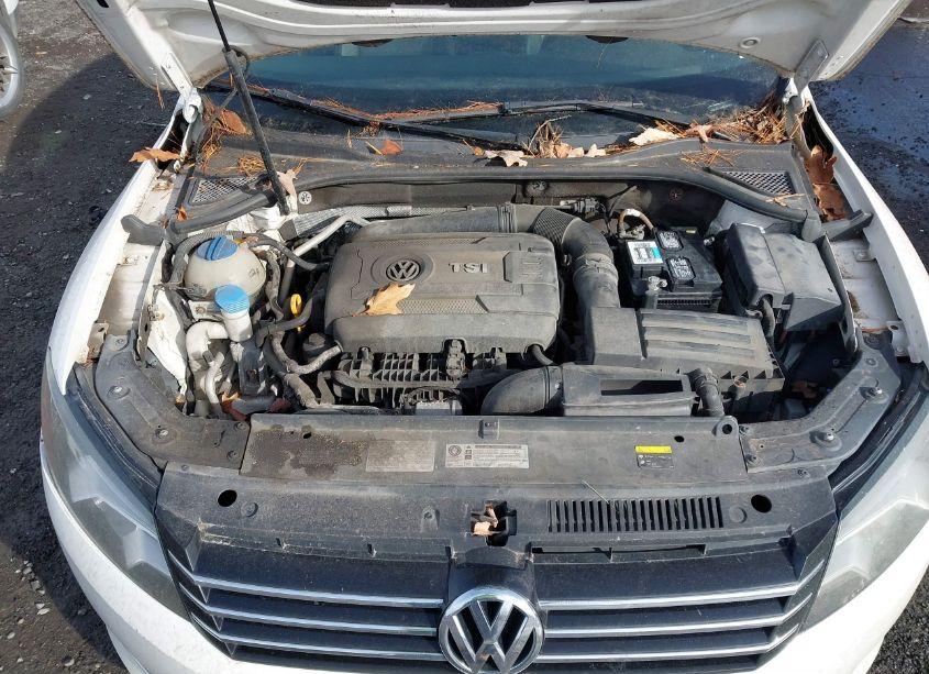 Photo 10 of 2015 Volkswagen Passat 1.8T WOLFSBURG EDITION (VIN 1VWAT7A36FC054887)