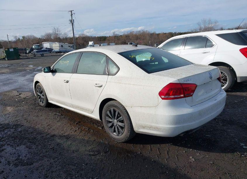 Photo 3 of 2015 Volkswagen Passat 1.8T WOLFSBURG EDITION (VIN 1VWAT7A36FC054887)